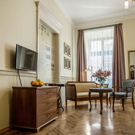 Scharffenberg Main Square 公寓 *