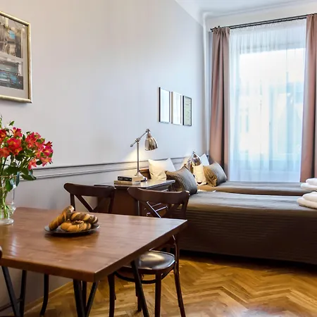 Scharffenberg Main Square Apartmán *