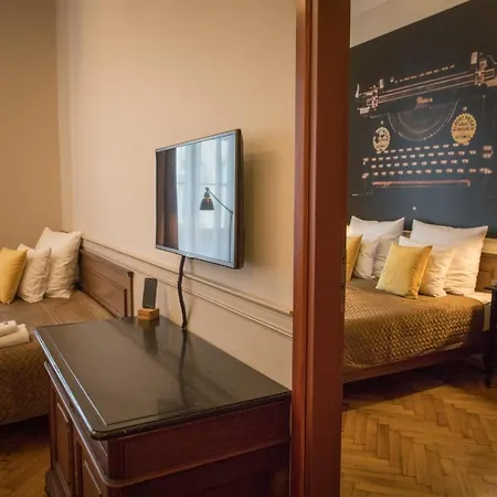 Scharffenberg Main Square