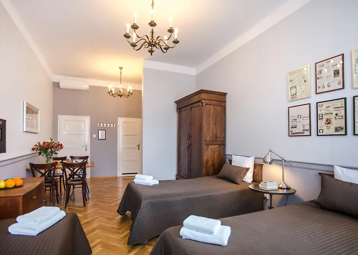 Scharffenberg Main Square